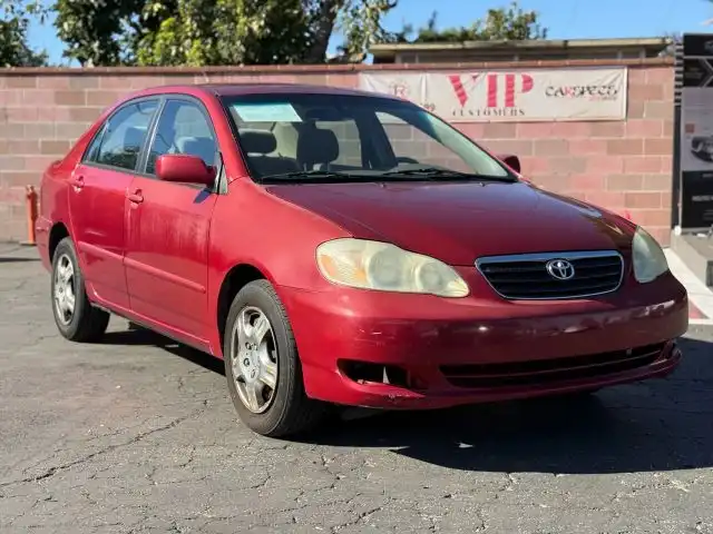 2005 Toyota Corolla LE 4AT's photo