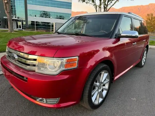 2010 Ford Flex Limited AWD's photo