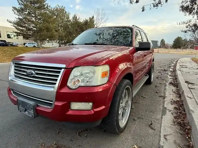2008 Ford Explorer XLT 4.0's photo