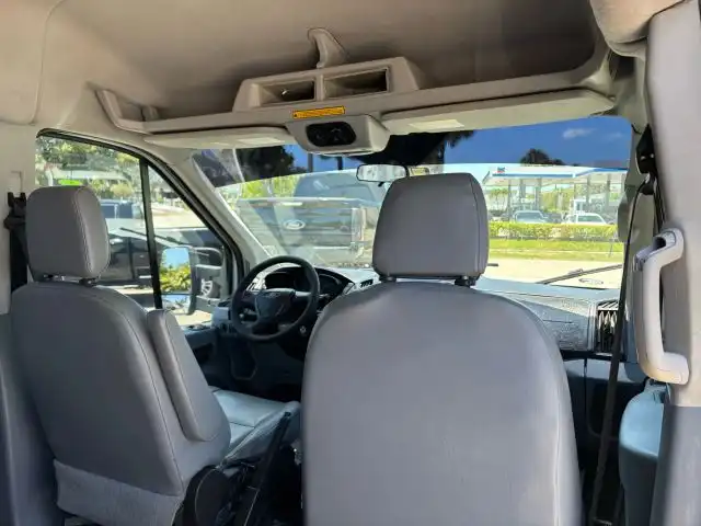 2015 Ford Transit 350 XL Wagon Med Roof Sliding Pass. 148's photo