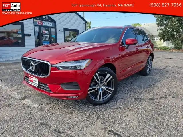2018 Volvo XC60 T5 Momentum AWD's photo