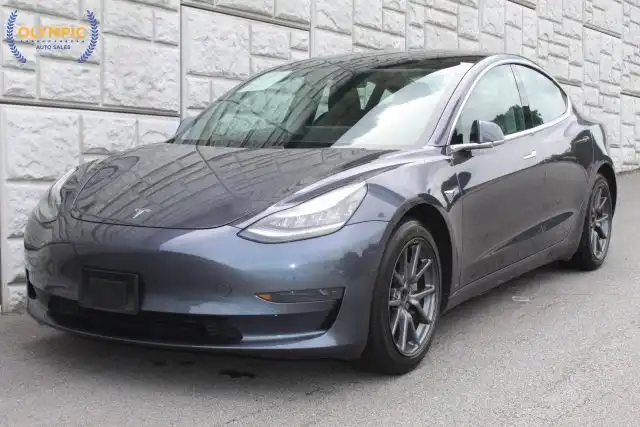 2020 Tesla Model 3 Standard Range Plus's photo
