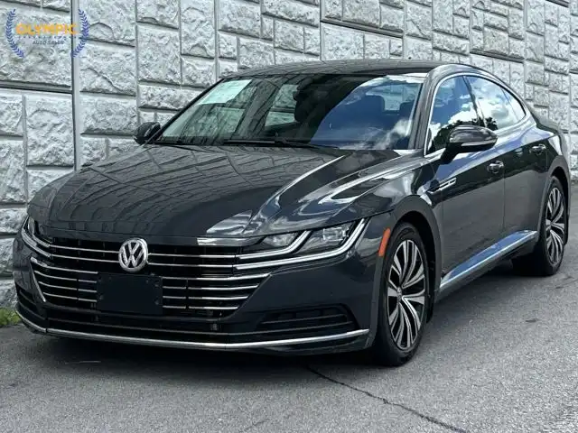 2020 Volkswagen Arteon SE's photo