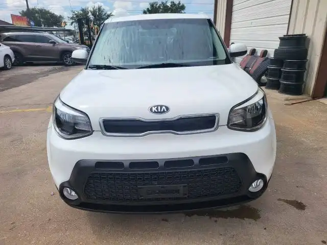 2016 Kia Soul 1.6L Base 5-Door's photo