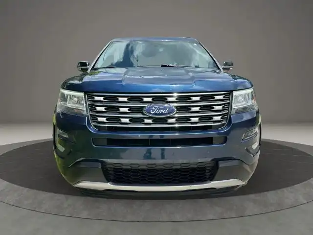 2017 Ford Explorer XLT 4WD's photo