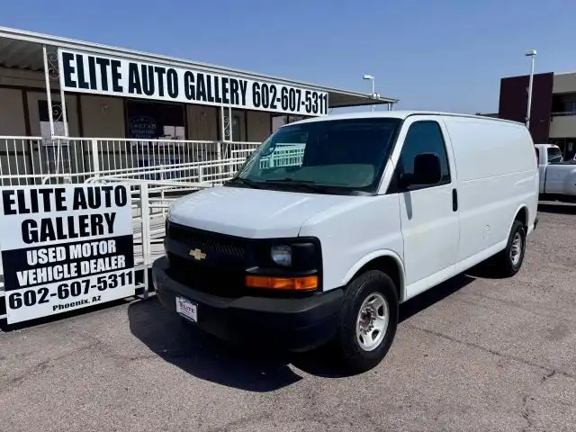 2015 Chevrolet Express 2500 Work Van HD's photo
