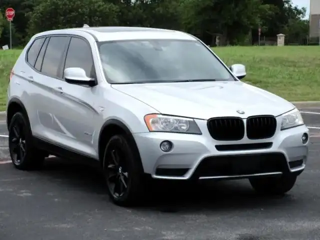 2013 BMW X3 xDrive28i's photo