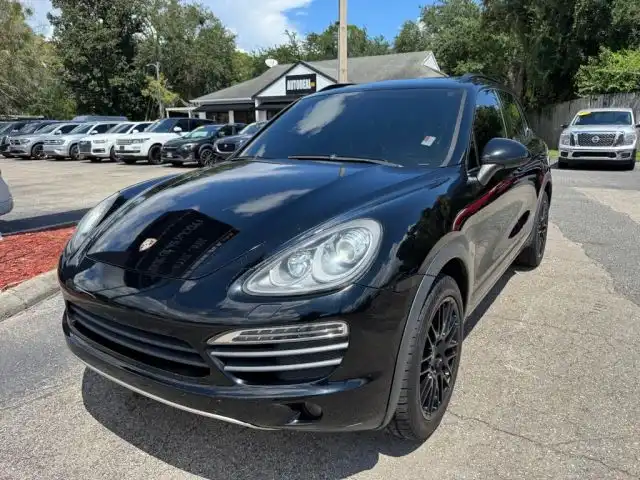2014 Porsche Cayenne S's photo