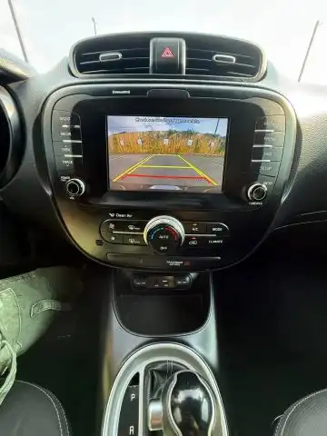 2018 Kia Soul 2.0L + 6 A/T's photo