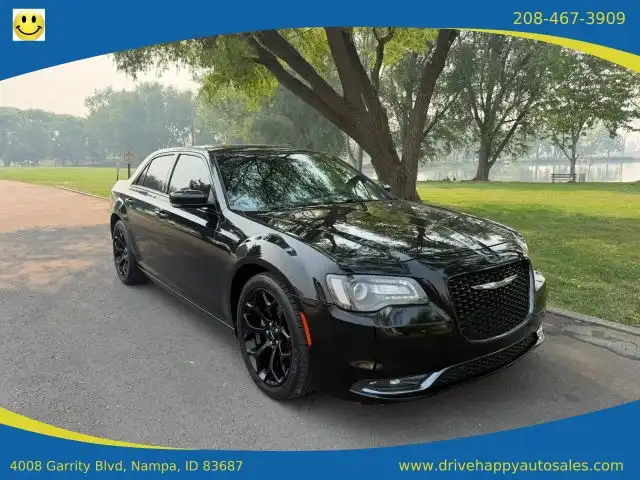 2015 Chrysler 300 S V6's photo