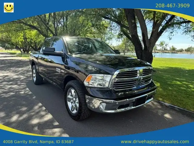2017 RAM 1500 Big Horn 4x4 Crew Cab 5'7's photo