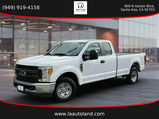 2017 Ford F-250 XL SuperCab 8' Box's photo