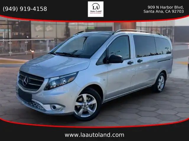 2018 Mercedes-Benz Metris Base's photo