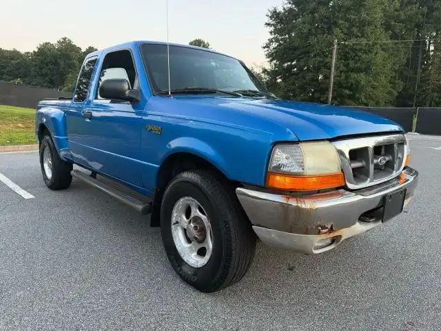 2000 Ford Ranger XL 4x4 SuperCab's photo