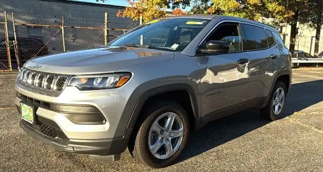 2023 Jeep Compass Sport 4X4's photo