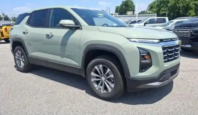 2026 Chevrolet Equinox AWD LT 1.5T's photo