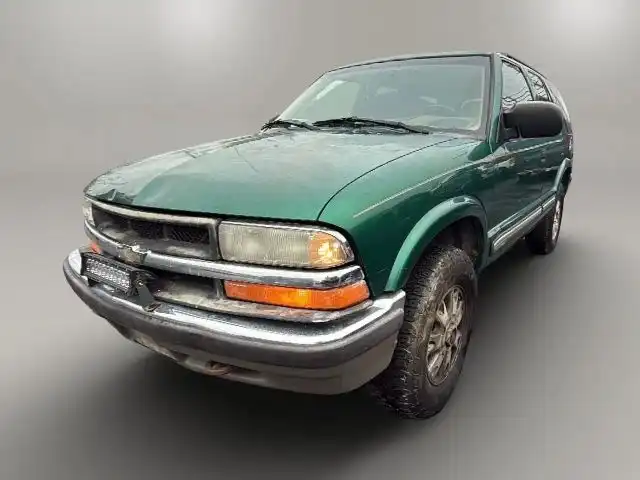 2000 Chevrolet Blazer LT 4X4's photo