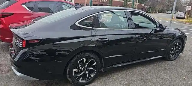 2025 Hyundai Sonata SEL's photo