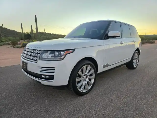 2016 Land Rover Range Rover V8 Supercharged's photo