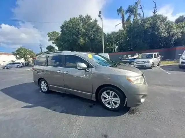 2012 Nissan Quest 3.5 LE's photo