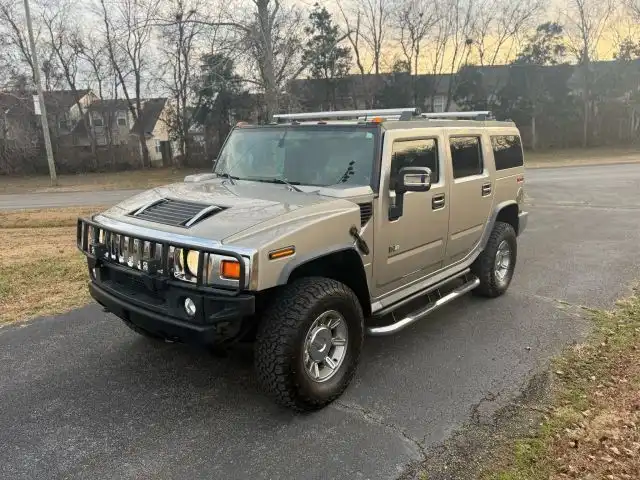 2005 Hummer H2 SUV's photo