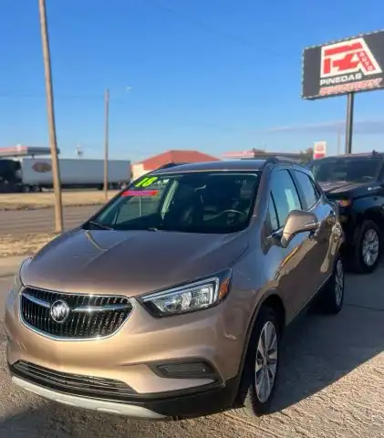 2018 Buick Encore Preferred's photo