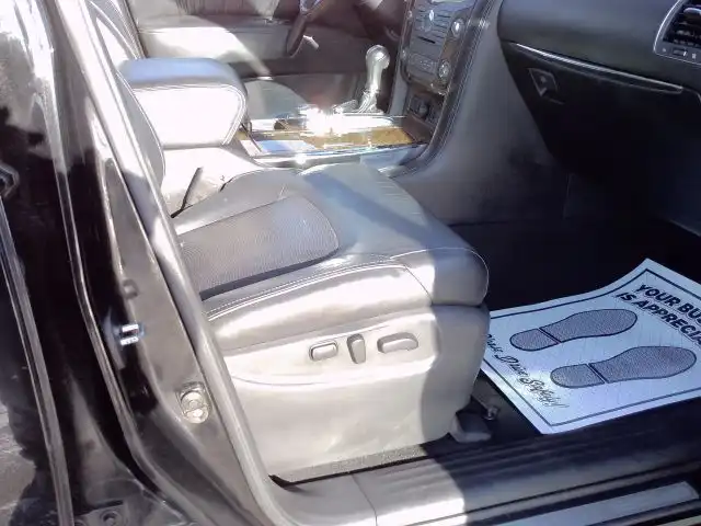 2017 INFINITI QX80 AWD's photo