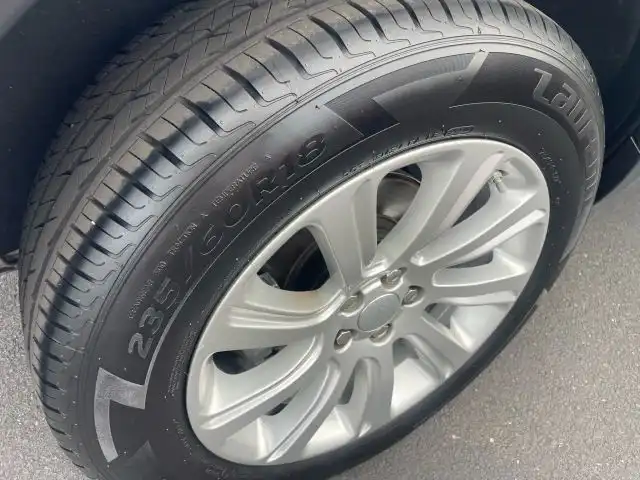 2018 Land Rover Discovery Sport 2.0 SE's photo