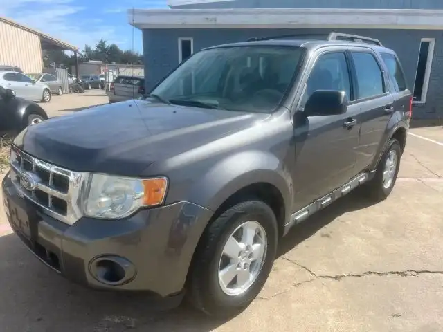 2012 Ford Escape XLS's photo