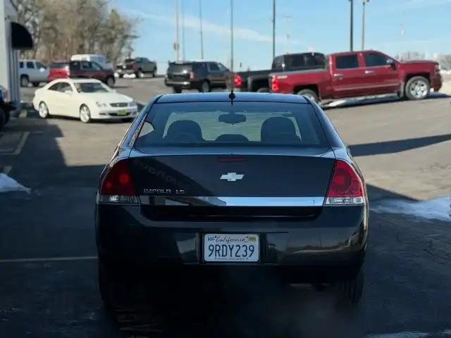 2009 Chevrolet Impala LS's photo
