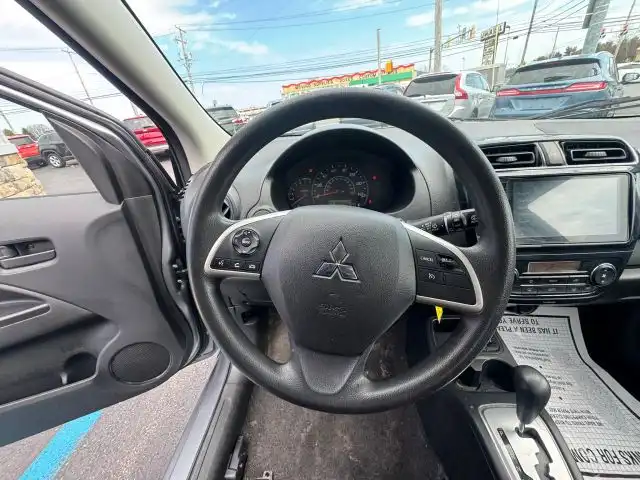2021 Mitsubishi Mirage ES CVT's photo