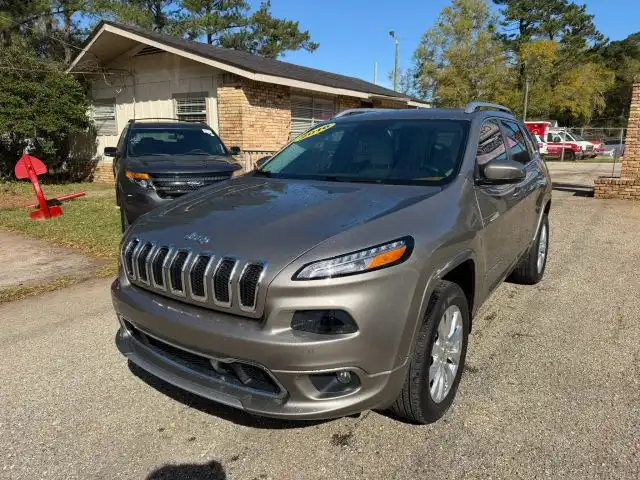 2016 Jeep Cherokee Overland 4X4's photo