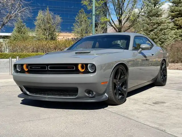 2017 Dodge Challenger R/T's photo