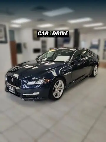 2016 Jaguar XJ XJ AWD R-Sport's photo