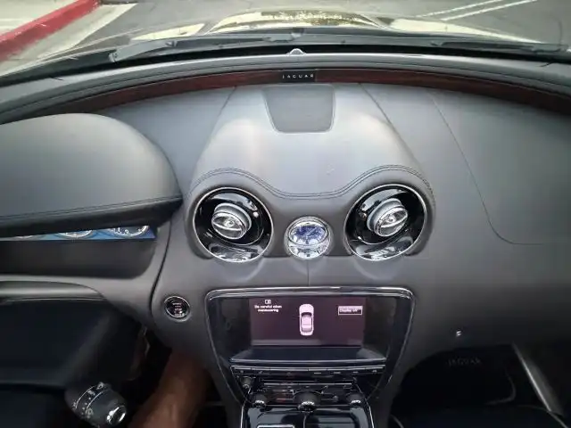 2013 Jaguar XJ XJL Portfolio's photo