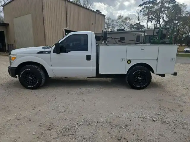 2015 Ford F-250 XL Regular Cab's photo