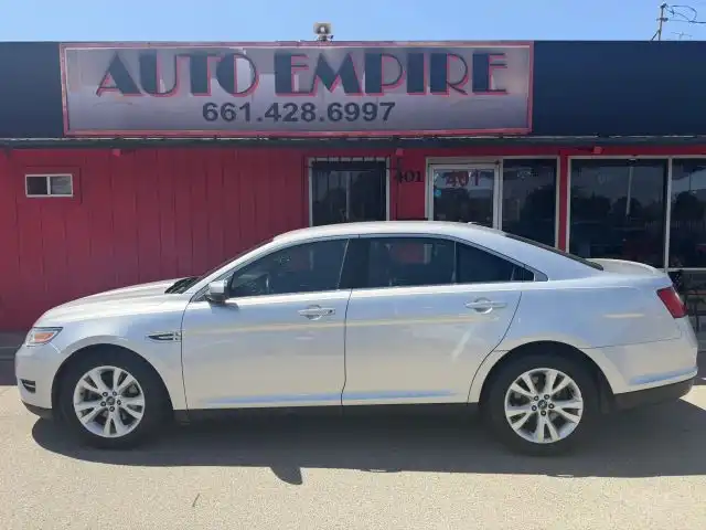 2012 Ford Taurus SEL FWD's photo