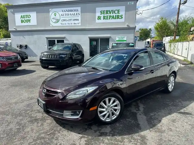 2011 Mazda EZ-6 I Touring Plus Auto's photo