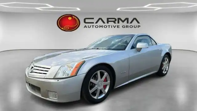 2004 Cadillac XLR V8 Roadster's photo