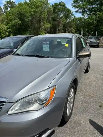 2014 Chrysler 200 Limited's photo