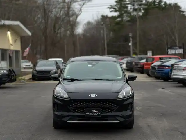 2020 Ford Escape SE Sport Hybrid FWD's photo