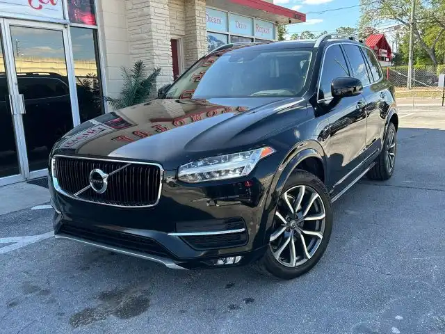 2019 Volvo XC90 T5 Momentum FWD's photo