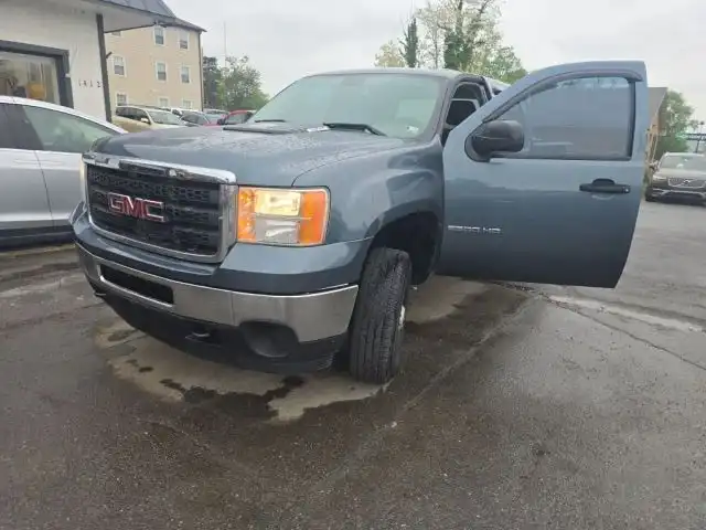 2011 GMC Sierra 4WD Crew Cab 6.5ft Work Truck's photo