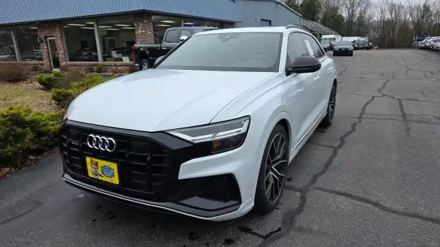2021 Audi SQ8 Premium Plus's photo