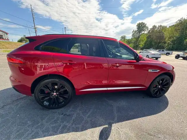 2019 Jaguar F-PACE S AWD's photo