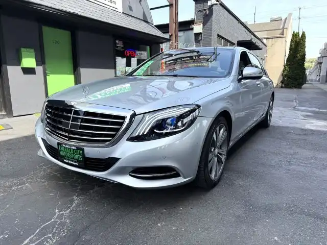 2015 Mercedes-Benz S-Class S550 4MATIC's photo