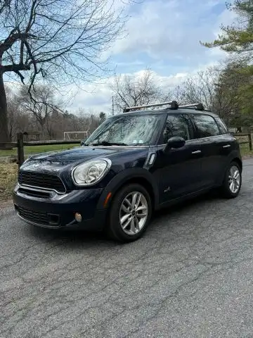 2013 MINI Countryman Countryman S ALL4's photo