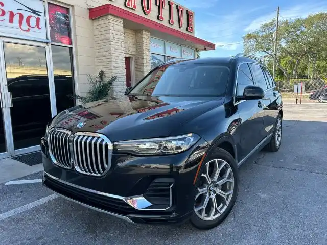 2020 BMW X7 xDrive40i's photo