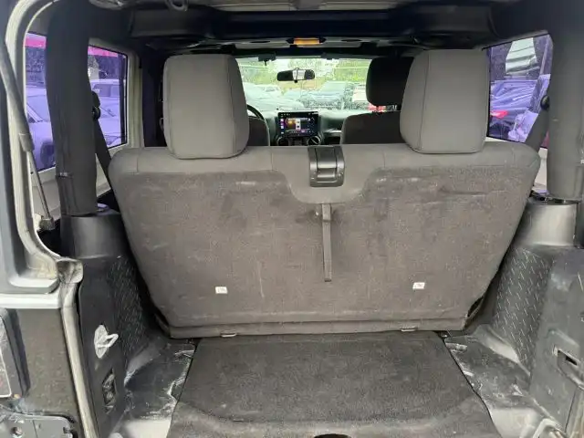 2012 Jeep Wrangler Sport's photo