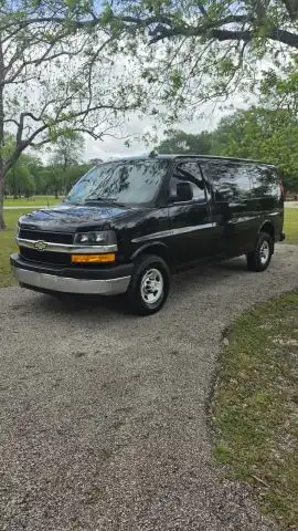 2019 Chevrolet Express 2500 Work Van HD's photo